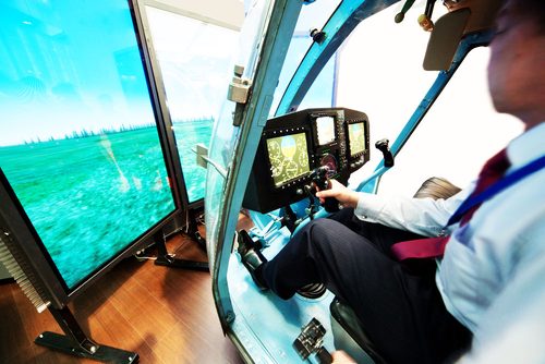 Simuladores Aeronáuticos para eventos — Agência Primeira Página 9