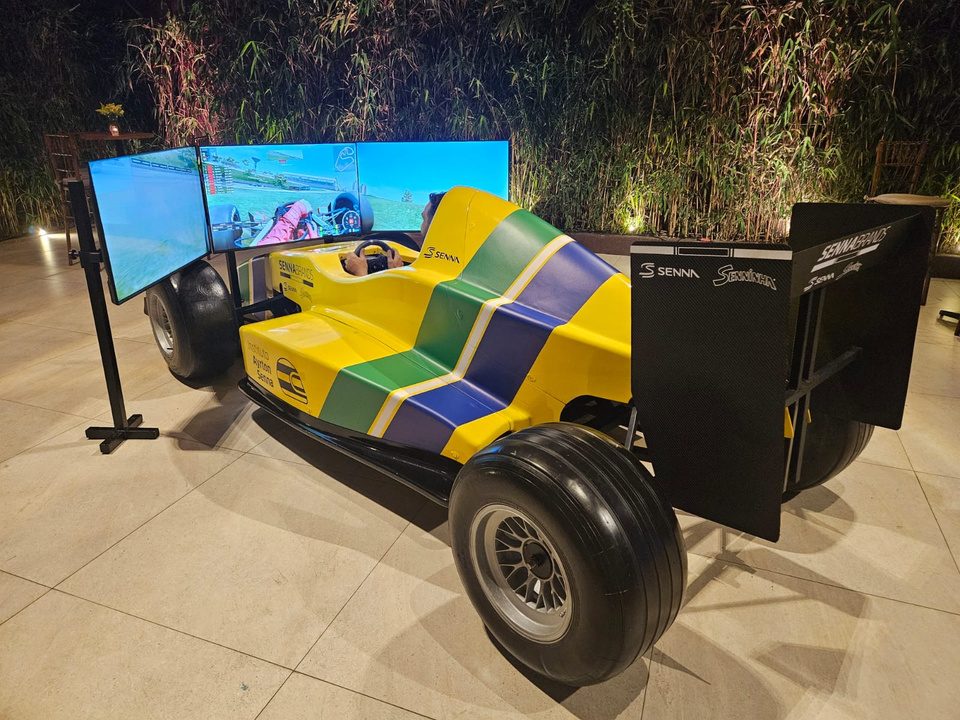 Simuladores Automotivos para eventos — Agência Primeira Página 21